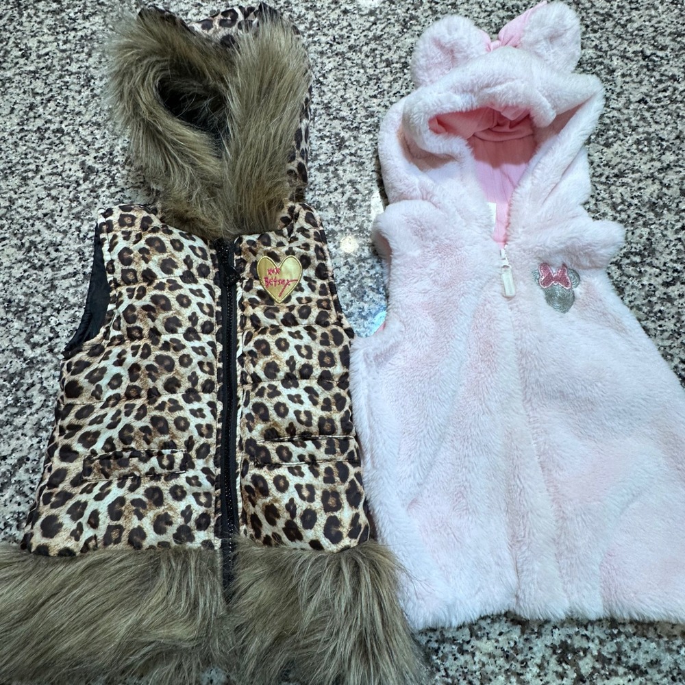 Kids 4T Betsey Johnson Leopard‎ Fur Hooded Vest & Disney Minnie Mouse Pink Vest
